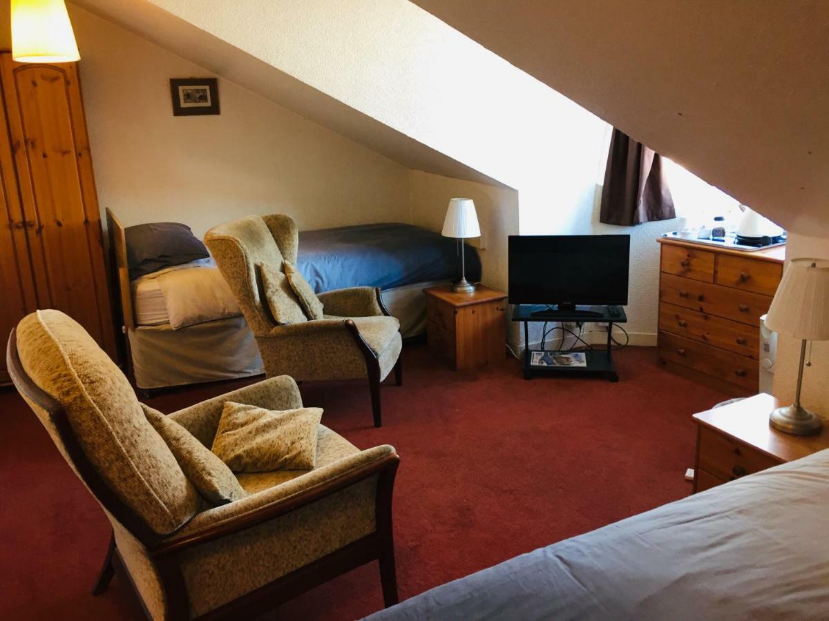 Glades House 4*