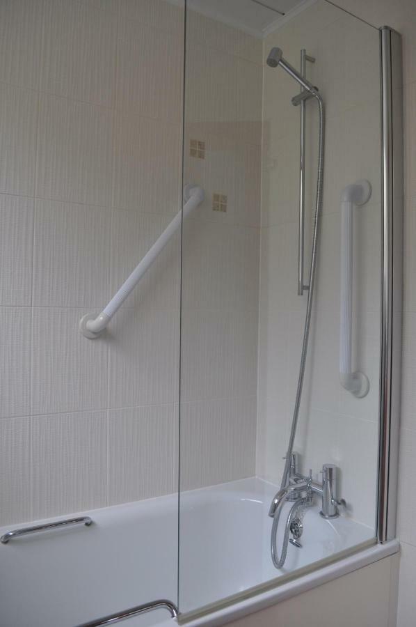Holiday home Fantastic 3 Bedroom House In Langside/shawlands *
