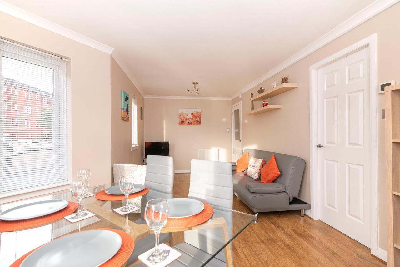 The Cluthar - Ground Floor West End Centre Rockvilla Flat & Parking Glasgow