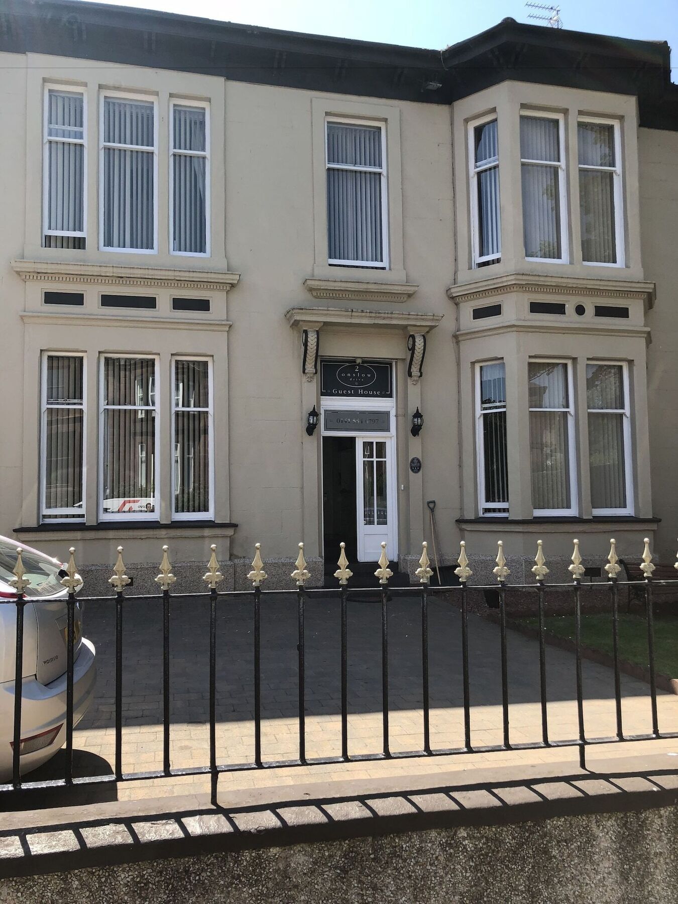 Onslow 3* Glasgow