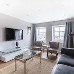 Stunning 2 Bed Merchant City Apartment With Residents Parking