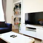West End, 3 Bedroom Apt, Close To Sec, Hydro, City Centre And Motorway