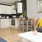 Rotherwood Apartment