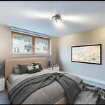 Stylish Ensuite In Maryhill