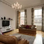 274 Bath Street