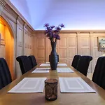 The Mews Luxury Apartment