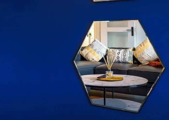 New Slick Finnieston Pad W/ Free Parking