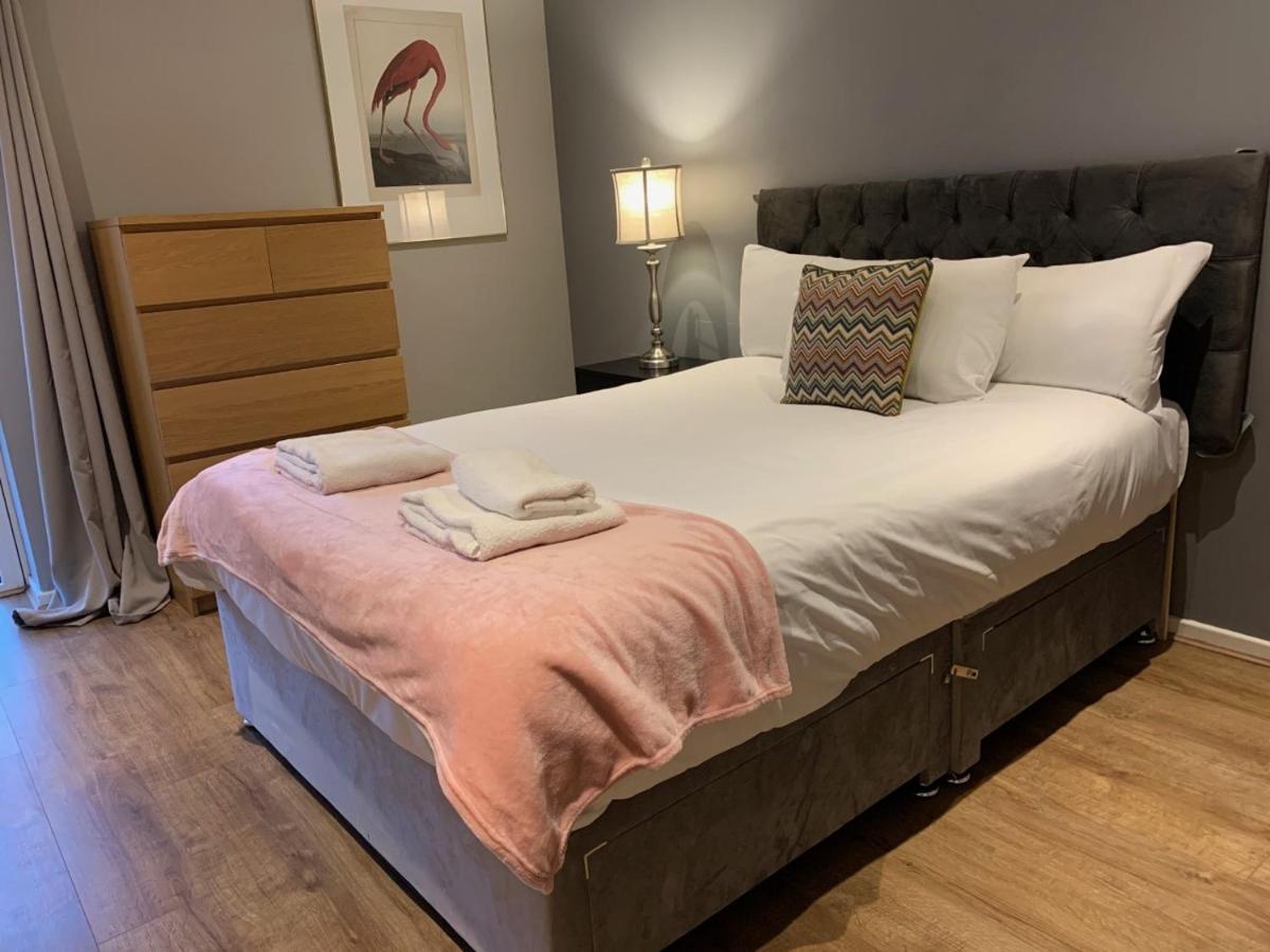 Apartment Stunning 2 Bed Merchant With Residents Parking