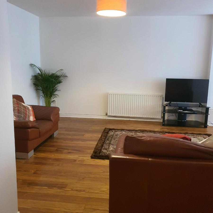 Modern Apt @tramway Theatre Apartment Glasgow