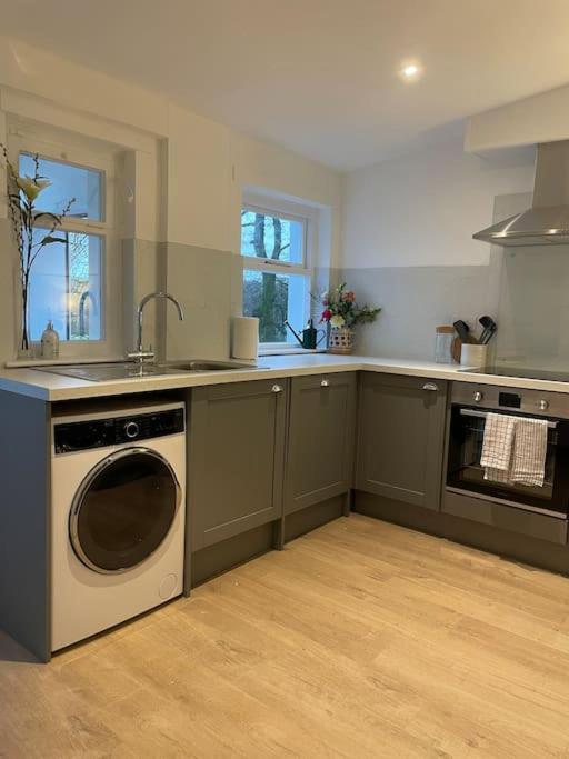 A Cosy Two-bedroom Near Loch Lomond Glasgow