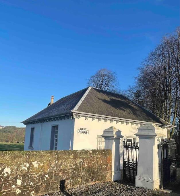 A Cosy Two-bedroom Near Loch Lomond * Glasgow