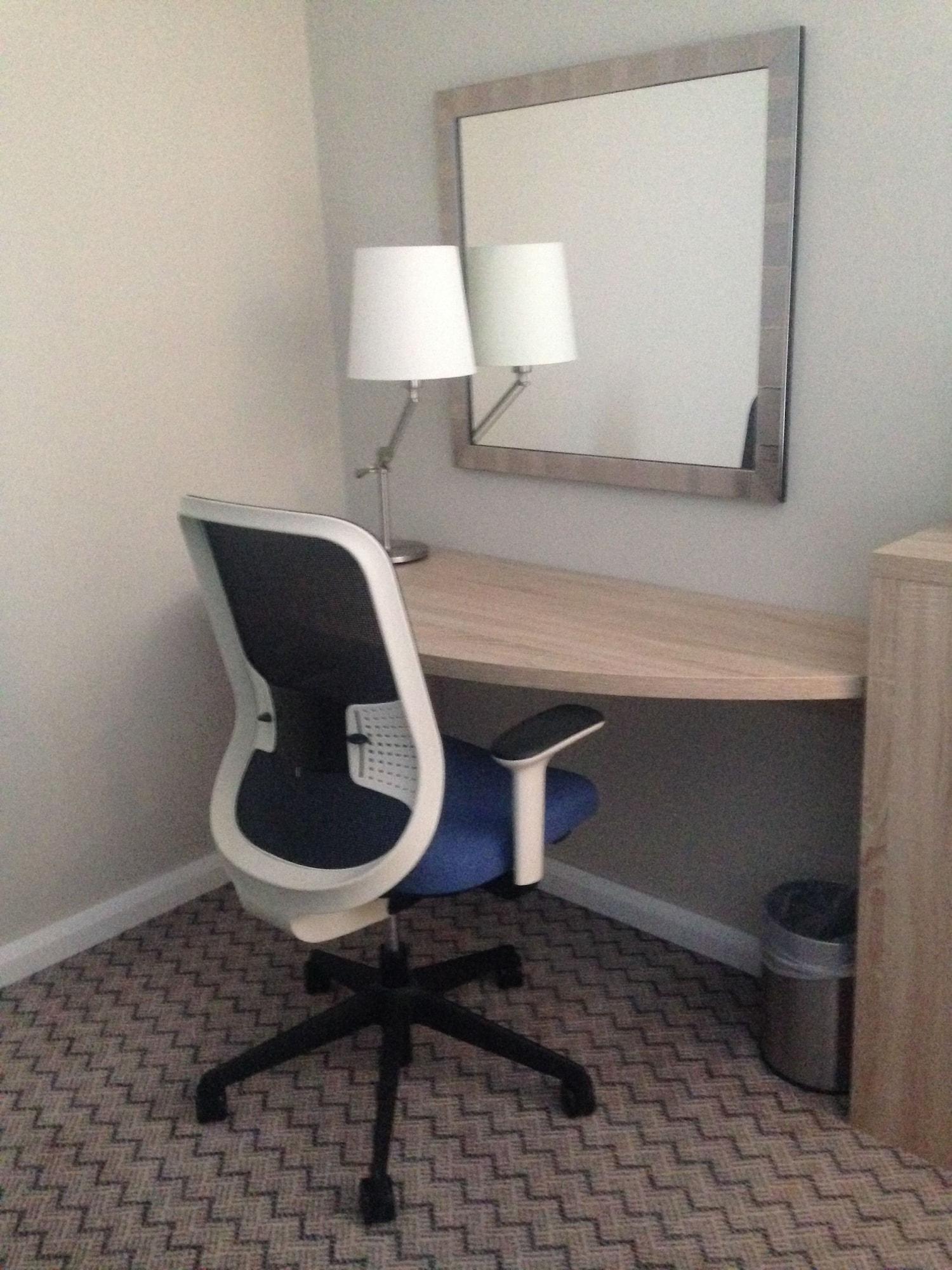 Hampton By Hilton Hotel 3*