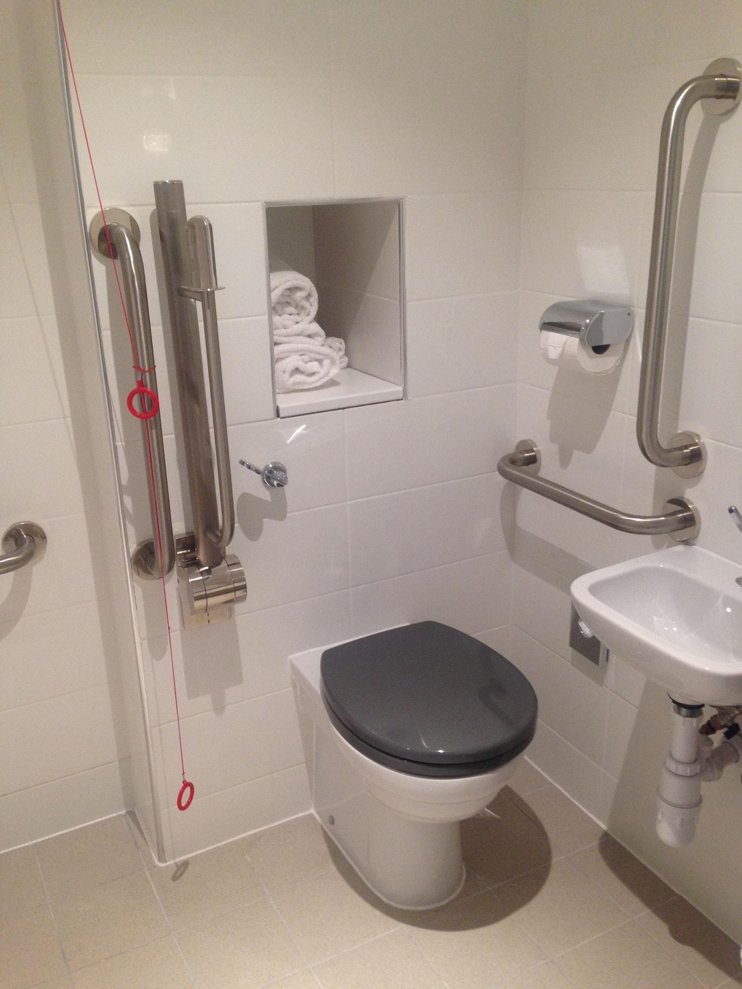 Hampton By Hilton Hotel 3*