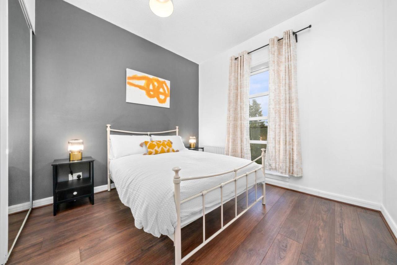 Modern With Free Parking Near Town & Green Apartment Glasgow