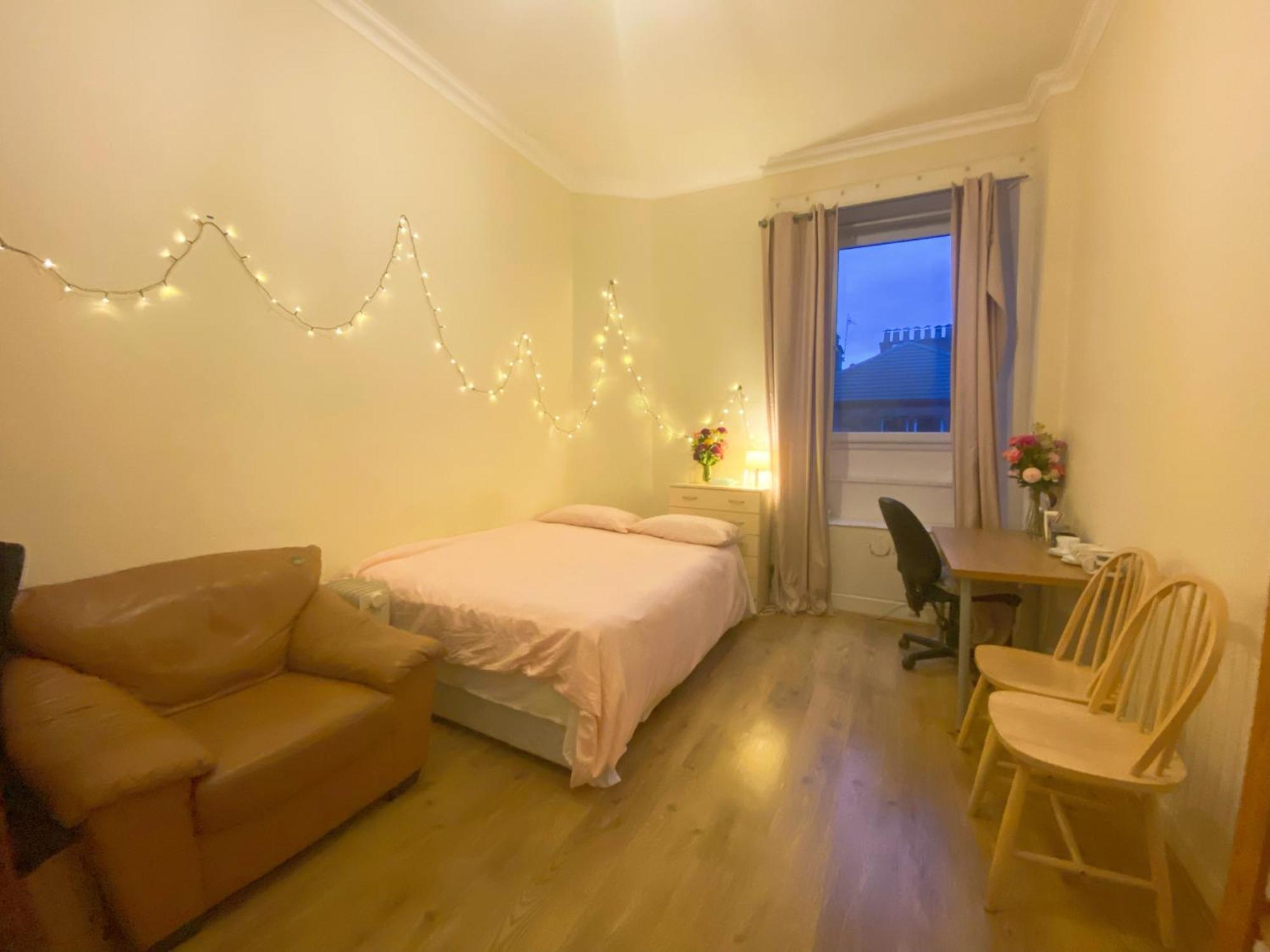 Classical British Homestay *