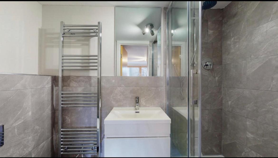 Stylish Ensuite In Maryhill Homestay *
