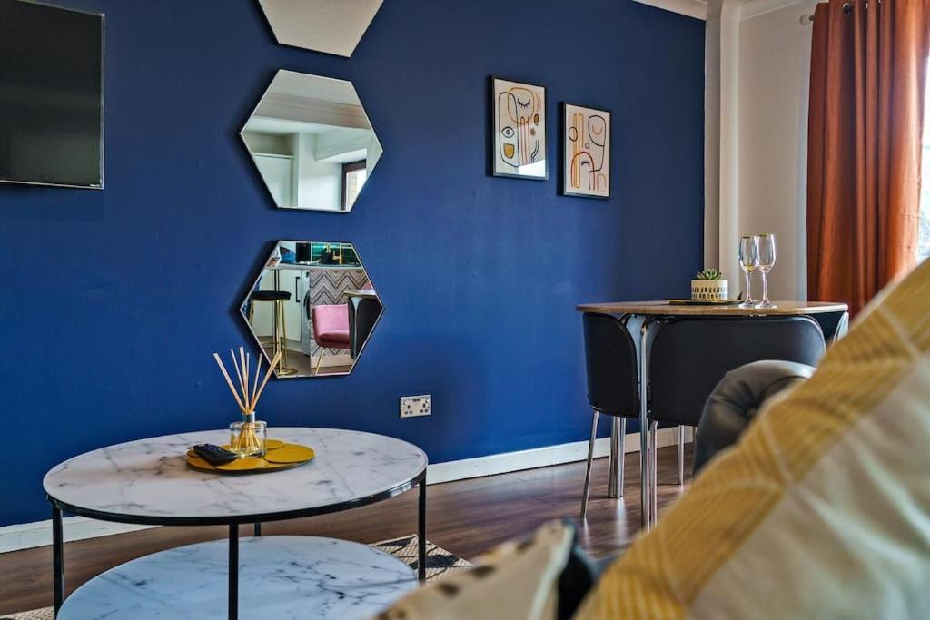New Slick Finnieston Pad W/ Free Parking * Glasgow