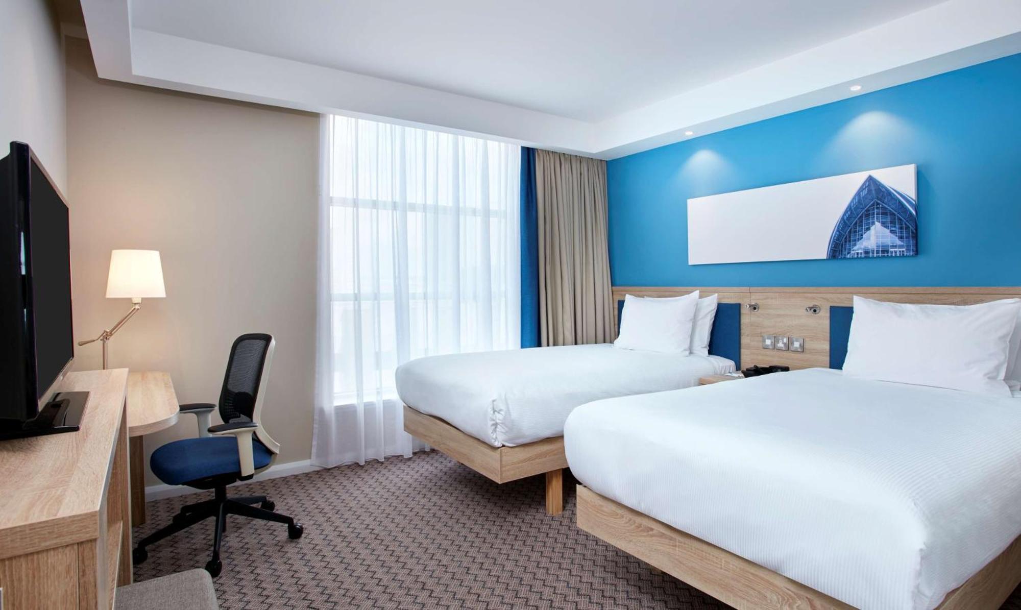 Hotel Hampton By Hilton 3*