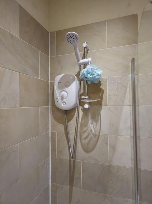 Apartment 2 Bedroom Modern Stylish In Centre Glasgow