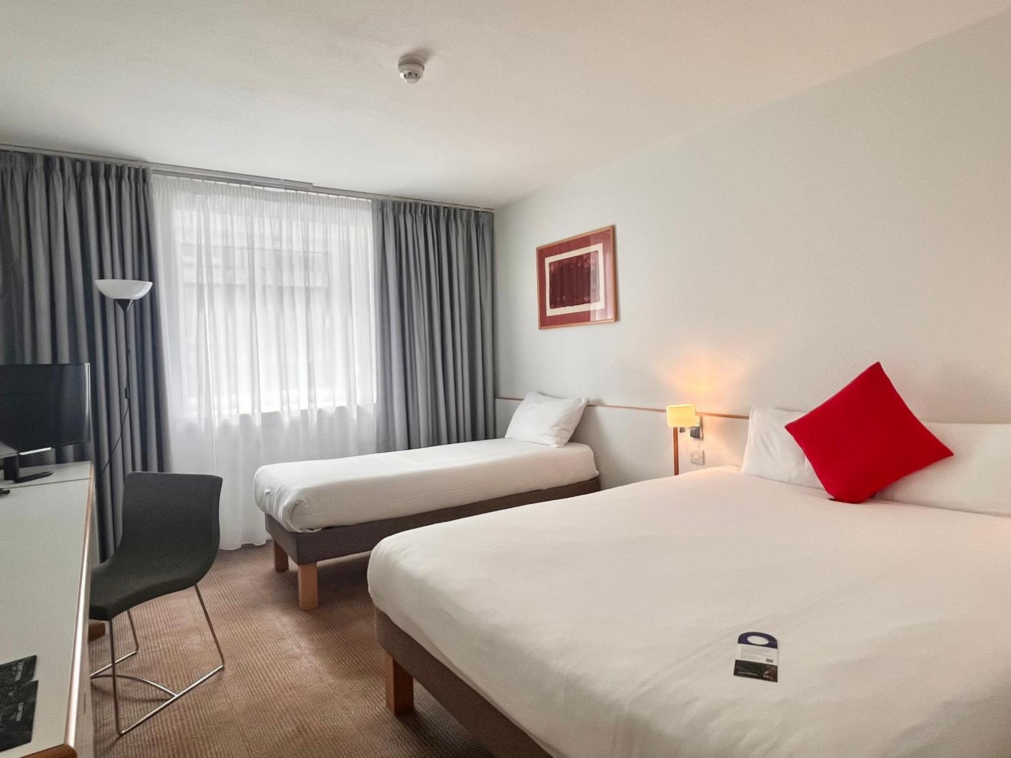 Novotel Centre