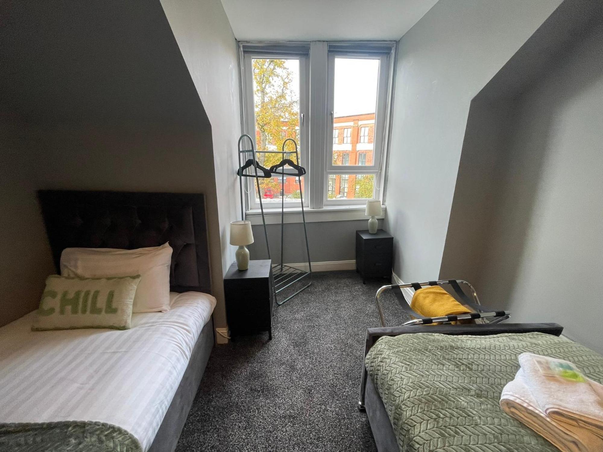 Pass The Keys The Blue Nile Hillhead Apartment Glasgow