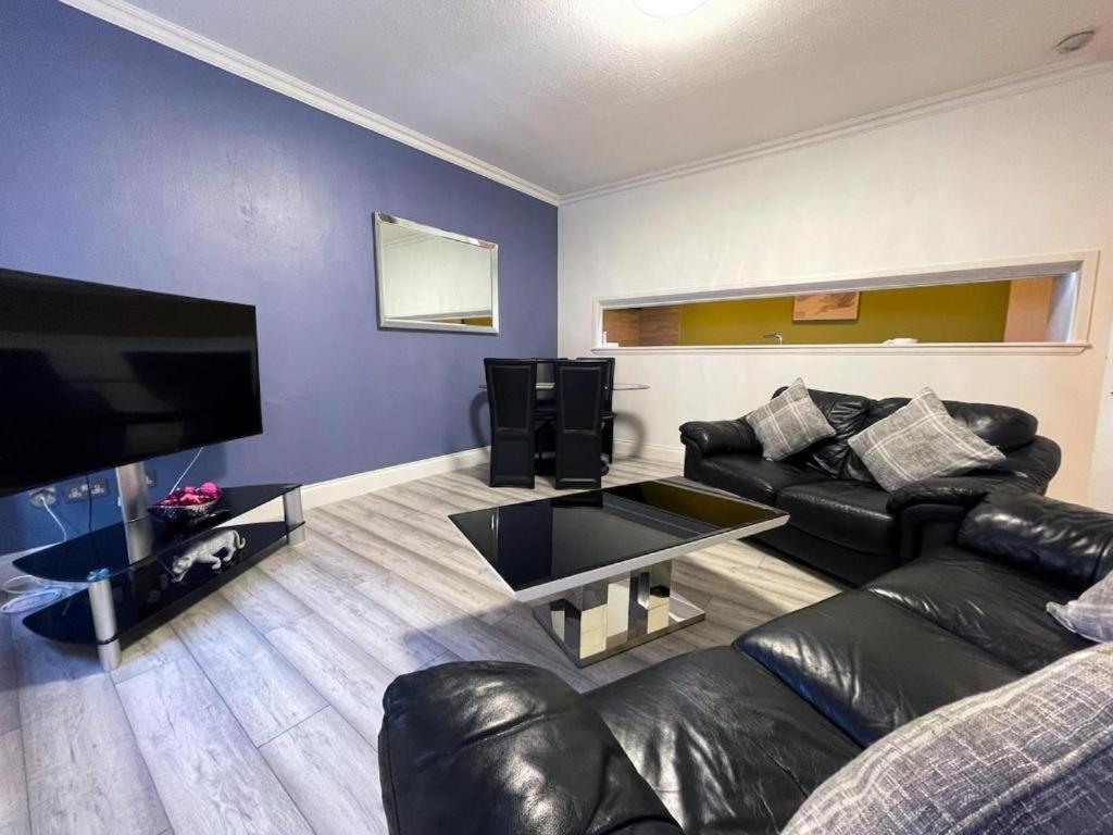 Apartment 2 Bed In Centre! Glasgow