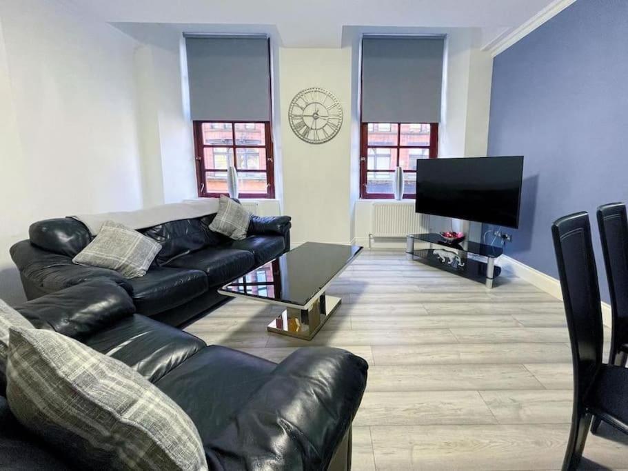 2 Bed In Centre! Glasgow