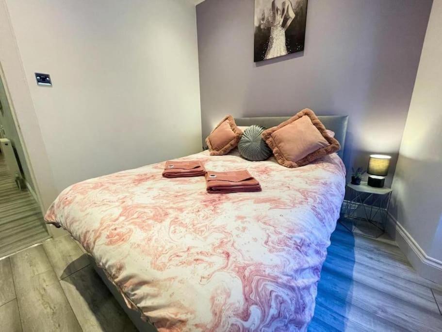 2 Bed In Centre! Glasgow