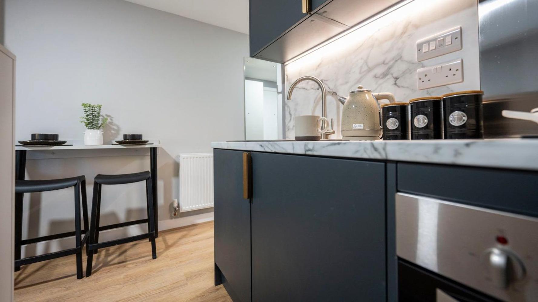 Apartment For Students Only Secure & Stylish In At Clyde Court Glasgow
