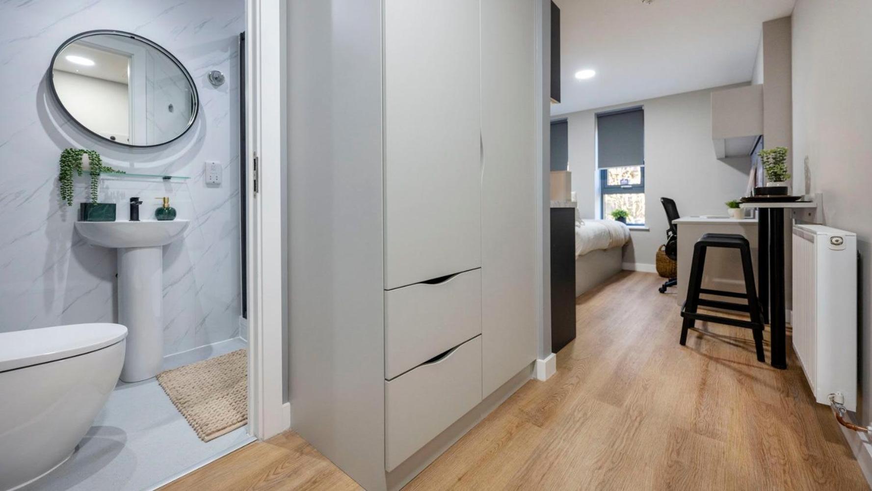 Apartment For Students Only Secure & Stylish In At Clyde Court Glasgow