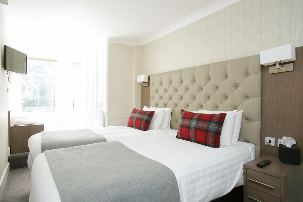 Hotel Ambassador