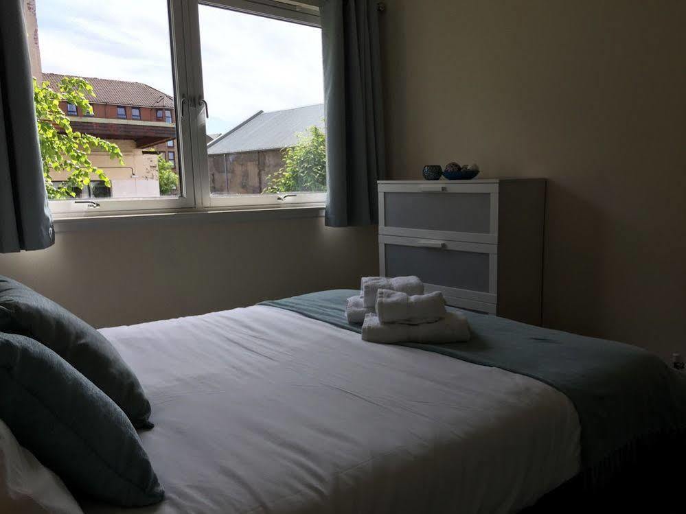 Clyde Waterfront Hotel 3*
