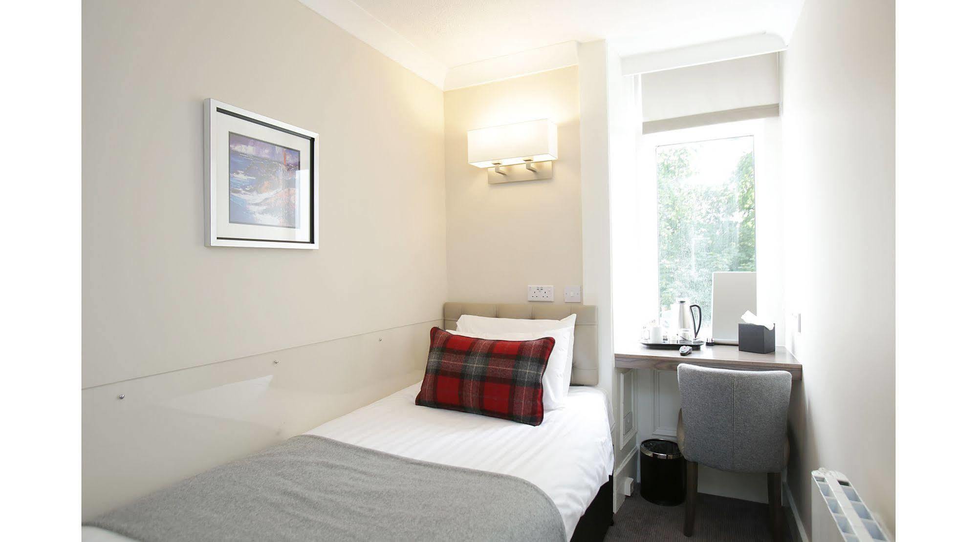 Hotel Ambassador