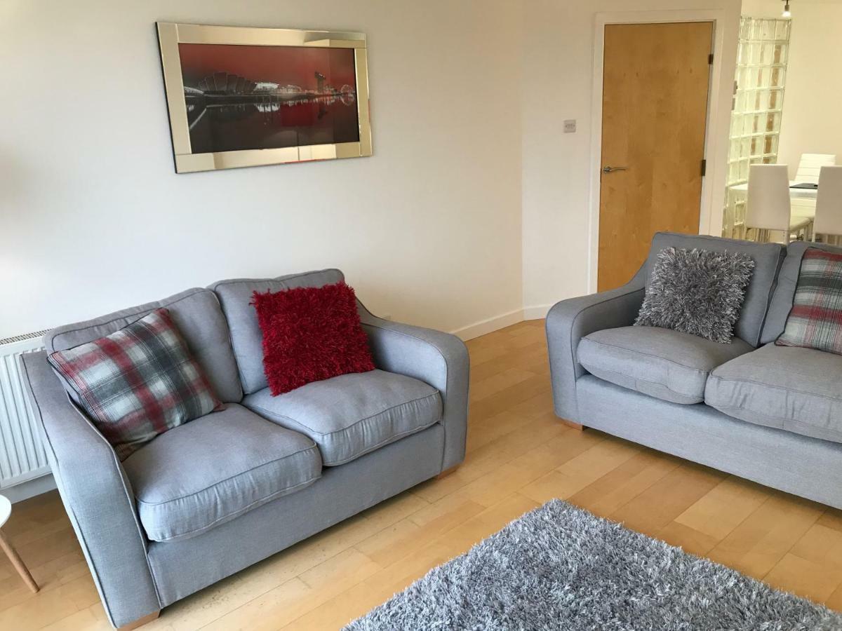 City Centre With River Clyde Views Apartment *
