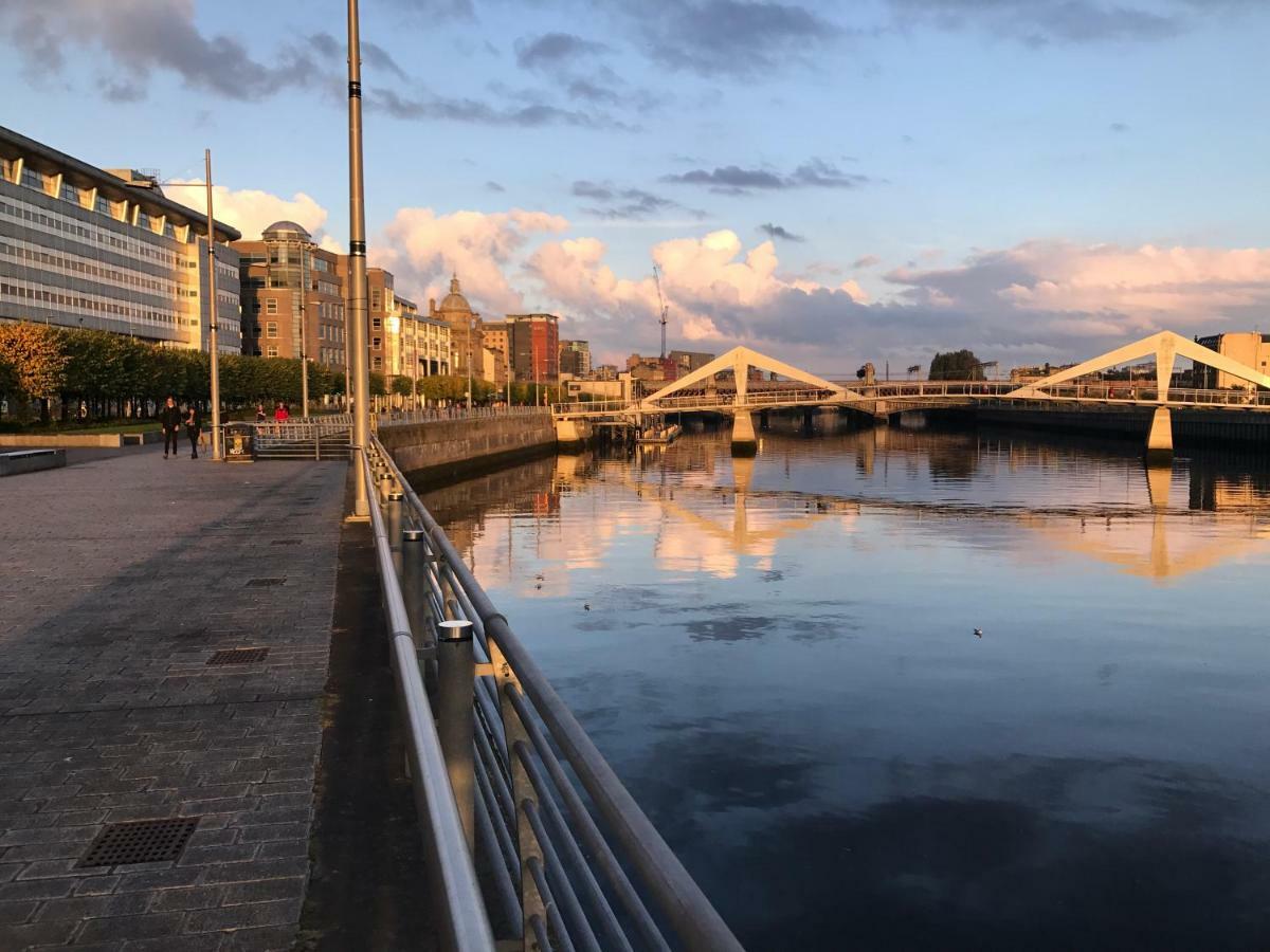 Apartment City Centre With River Clyde Views