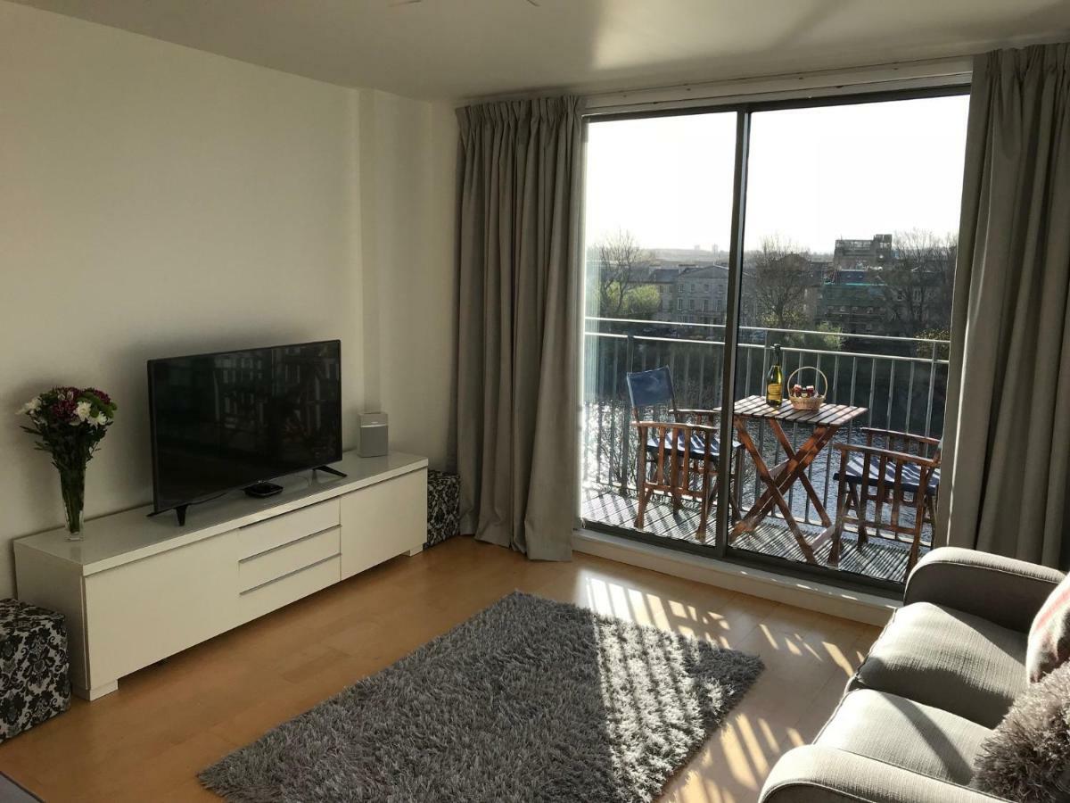 City Centre With River Clyde Views Glasgow
