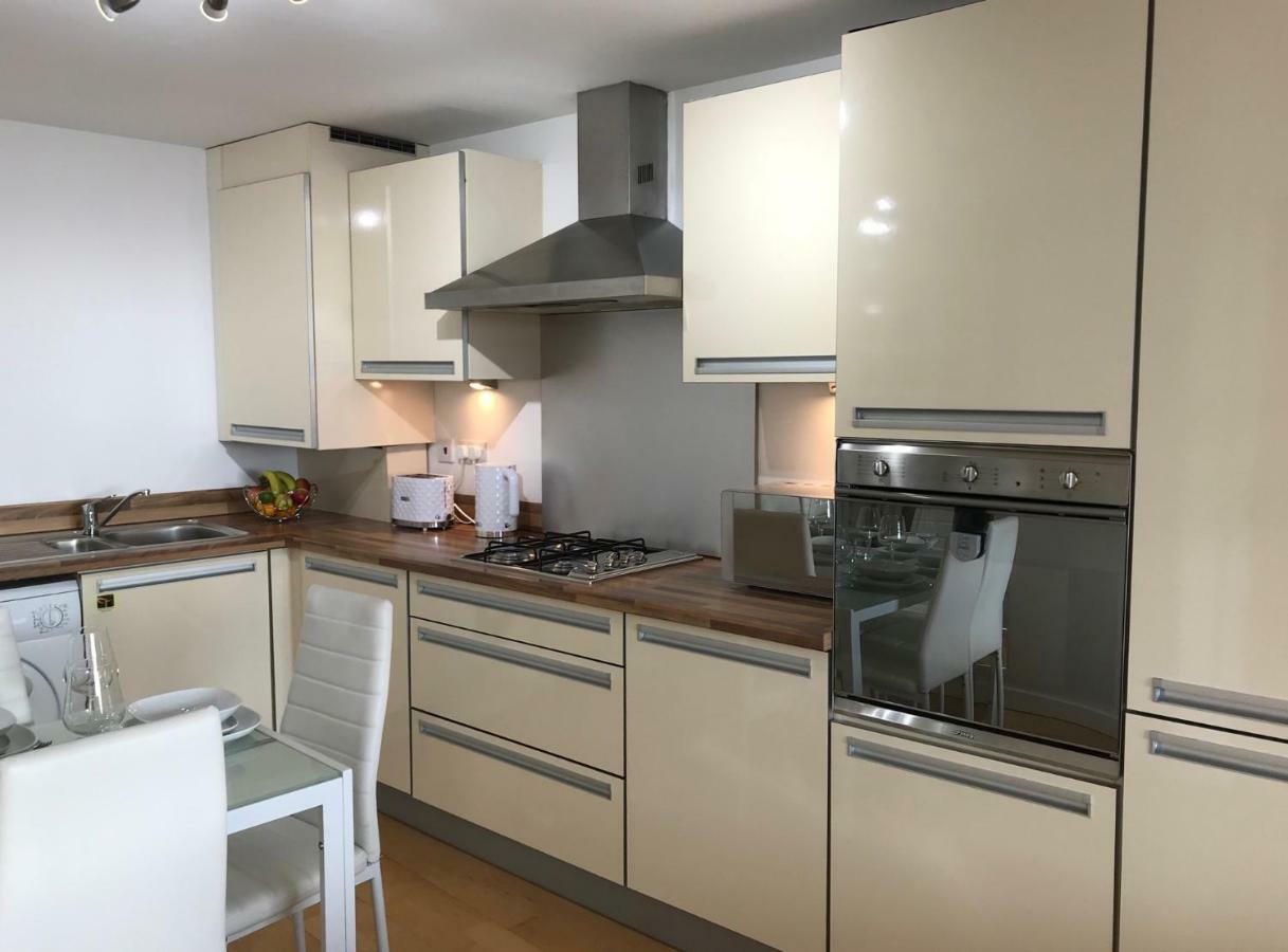 City Centre With River Clyde Views Apartment