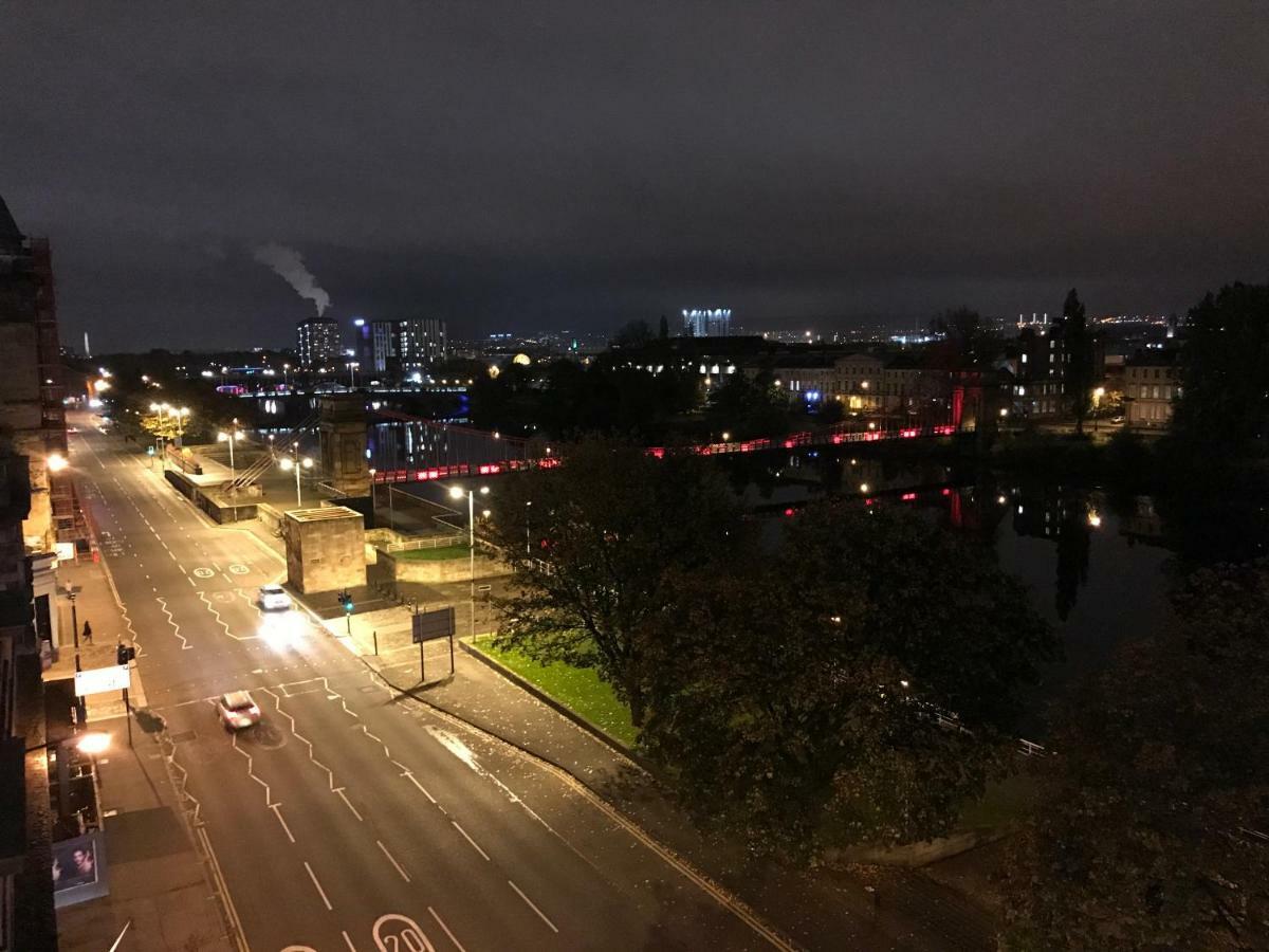 City Centre With River Clyde Views