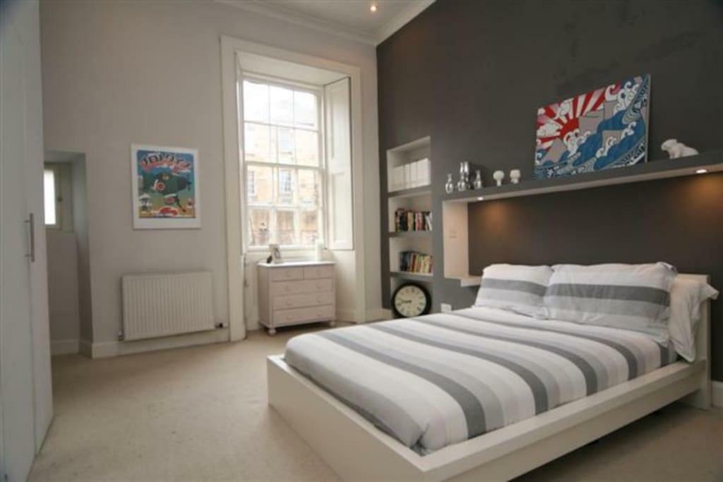 274 Bath Street *