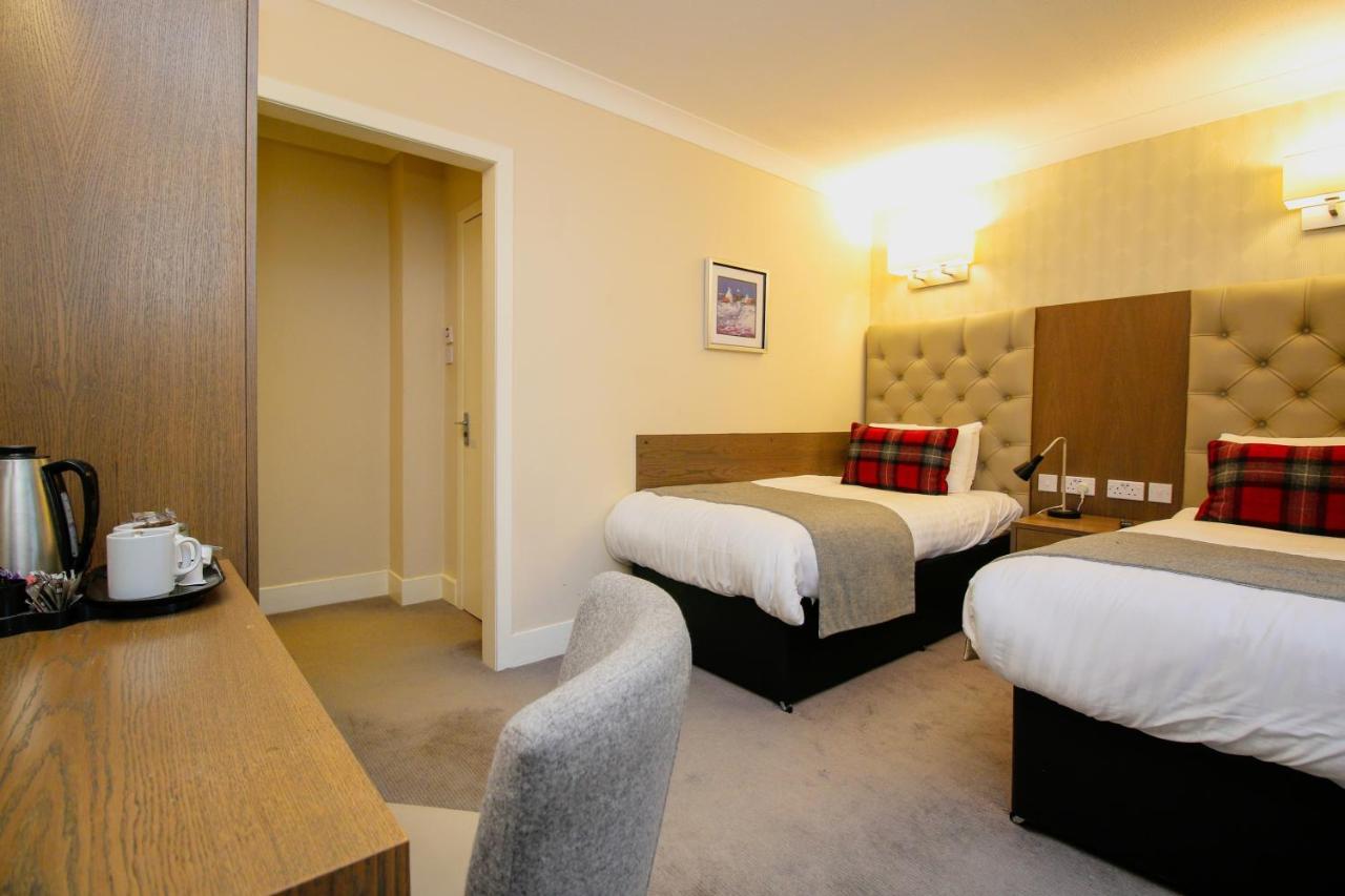 Ambassador Hotel 3*