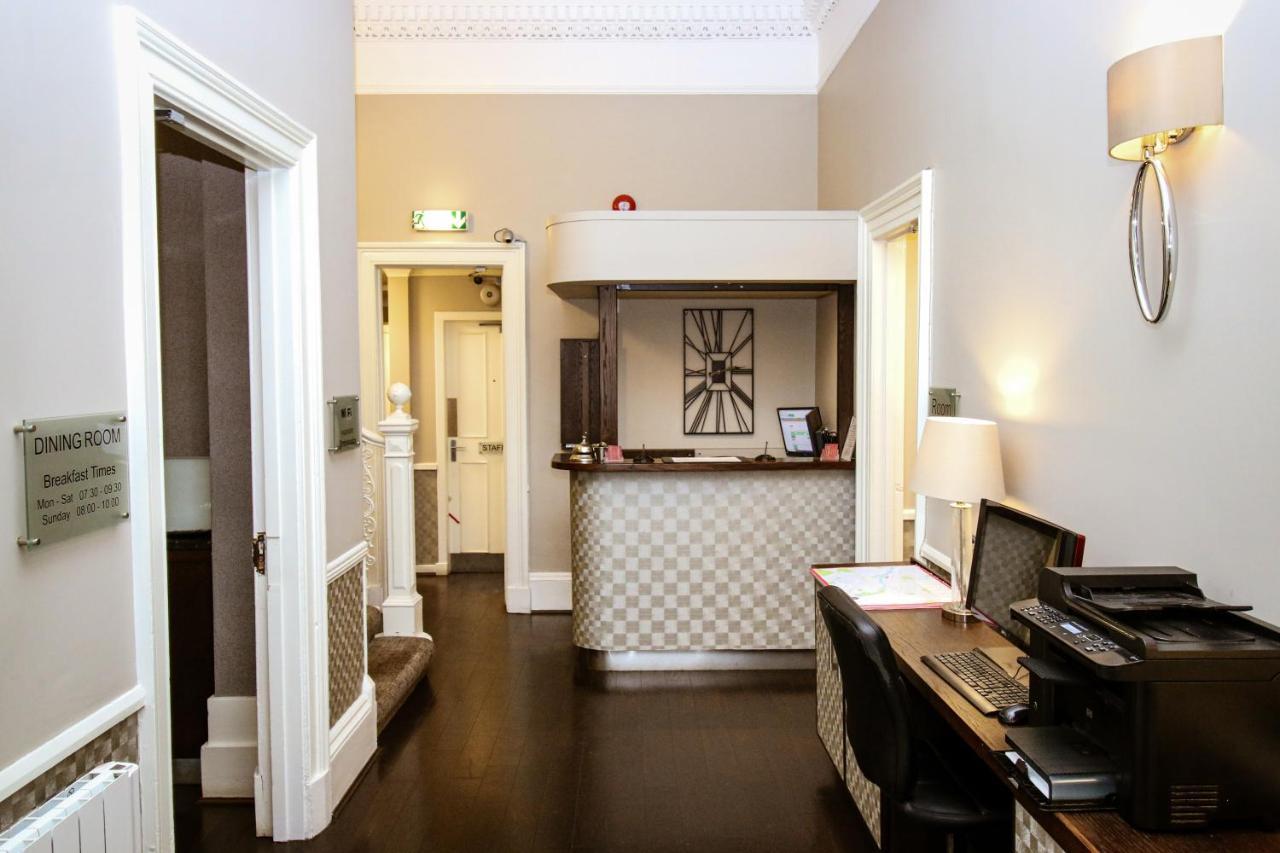Ambassador Hotel 3*
